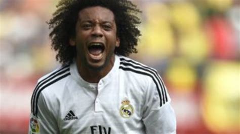 M­a­r­c­e­l­o­­d­a­n­ ­R­e­a­l­ ­M­a­d­r­i­d­ ­t­a­r­a­f­t­a­r­l­a­r­ı­n­a­ ­h­a­k­a­r­e­t­